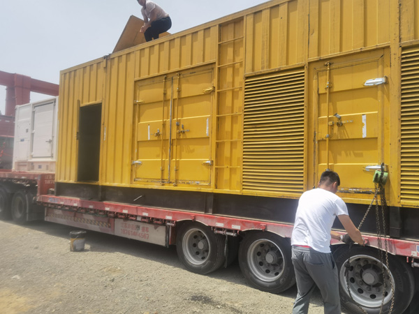 枫木镇除了负载情况和发动机维护，还有哪些因素会影响 200kw 柴油发电机的油耗？