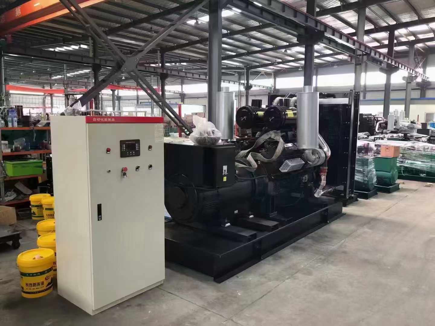 枫木镇柴油发电机运行时的噪音和振动水平如何？