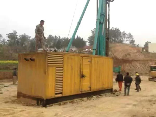 枫木镇如何判断水冷式机油散热器密封件是否需要更换？
